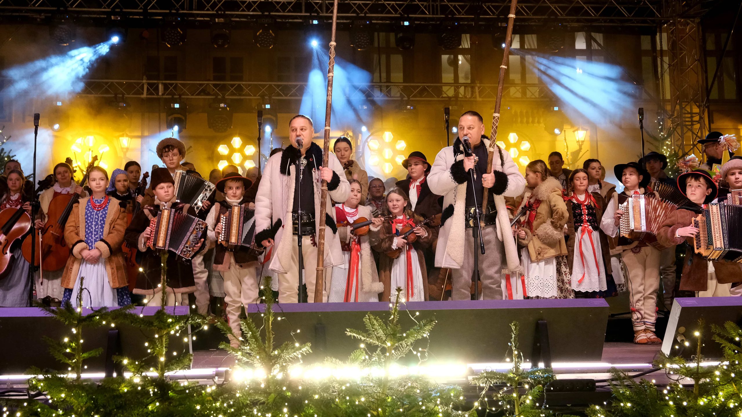 UWIERZ W MIKOŁAJA 2 (2025)